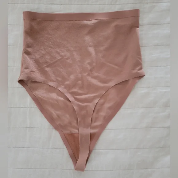 NWOT Skims Sheer Scult High-Waisted Thong | Bronze | Size M - Picture 5 of 6